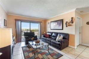 15231 SW 80th St APT 604, Miami, FL 33193, Sold 08/24/23