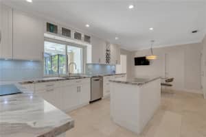13407 SW 59th Ave, Pinecrest, FL 33156, Sold 04/04/23