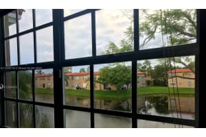 8621 SW 5th St APT 202, Pembroke Pines, FL 33025, Sold 03/22/23