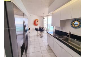 16425 Collins Ave APT 2715, Sunny Isles Beach, FL 33160, Sold 11/06/23