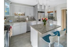 7225 NW 173rd Dr Apt 902-9, Hialeah, FL 33015, Sold 02/28/23