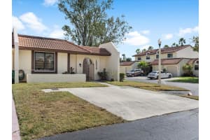 18829 NW 65th Ct, Hialeah, FL 33015, Sold 02/28/23