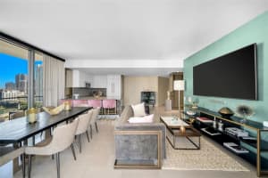 88 SW 7th St Apt 1212, Miami, FL 33130, Sold 05/08/23