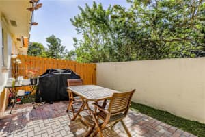 6639 Hidden Cove Dr # 4-7, Davie, FL 33314, Sold 02/03/23