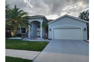 1272 Ginger Cir, Weston, FL 33326, Sold 05/09/23