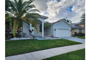 1272 Ginger Cir, Weston, FL 33326, Sold 05/09/23