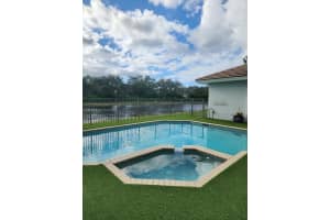 1272 Ginger Cir, Weston, FL 33326, Sold 05/09/23