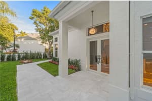 19996 NE 36th Pl, Aventura, FL 33180, Sold 04/11/23