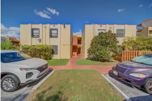 8877 Fontainebleau Blvd 204 b, Miami, FL 33172, Sold 04/05/23