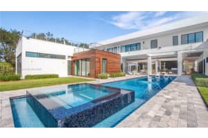 2711 Lake Ridge Ln, Weston, FL 33332, Sold 03/30/23