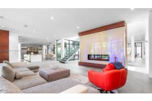2711 Lake Ridge Ln, Weston, FL 33332, Sold 03/30/23