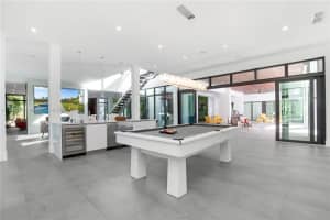 2711 Lake Ridge Ln, Weston, FL 33332, Sold 03/30/23