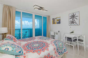 5445 Collins Ave APT 1729, Miami Beach, FL 33140, Sold 03/10/23