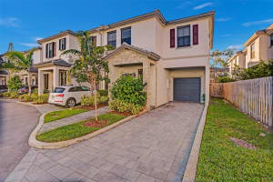 2823 SW 16th Terrace, Fort Lauderdale, FL 33315, Sold 05/01/23