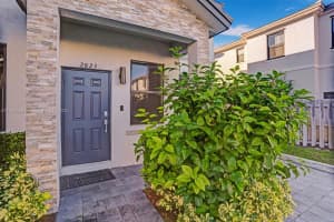 2823 SW 16th Terrace, Fort Lauderdale, FL 33315, Sold 05/01/23