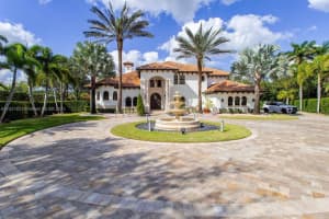 12443 Grand Oaks Dr, Davie, FL 33330, Sold 05/31/23