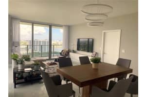 16385 Biscayne Blvd Unit 2801, Aventura, FL 33160, Sold 08/22/23