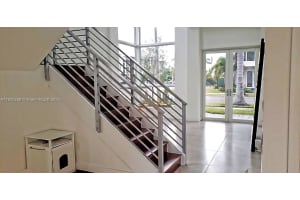 9723 NW 75th St, Doral, FL 33178, Sold 05/31/23