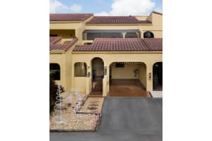 3992 Estepona Ave, Doral, FL 33178, Sold 03/15/23