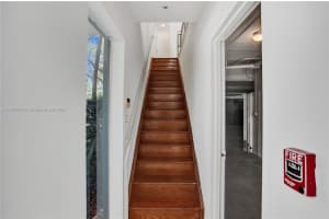 200 Washington Ave #15, Miami Beach, FL 33139, Sold 05/08/23