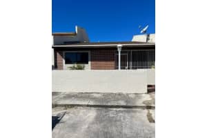 19544 NW 55th Cir Pl, Miami Gardens, FL 33055, Sold 03/21/23