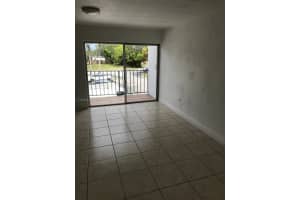7250 SW 94th Pl APT B5, Miami, FL 33173, Sold 03/15/23