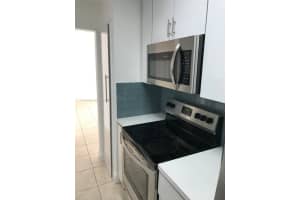 7250 SW 94th Pl APT B5, Miami, FL 33173, Sold 03/15/23