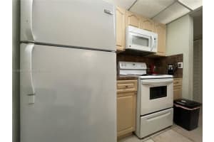 8100 Geneva Ct APT 138, Doral, FL 33166, Sold 06/30/23