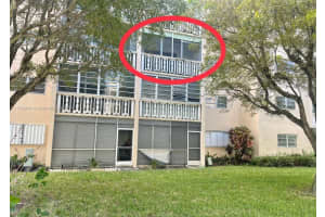 218 NE 12th Ave, Hallandale Beach, FL 33009, Sold 03/03/23
