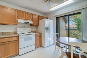 5 Bay Cedar Ct #5, Royal Palm Beach, FL 33411, Sold 04/10/23