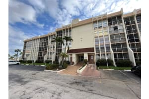 501 Three Islands Boulevard APT 414, Hallandale Beach, FL 33009, Sold 03/27/23