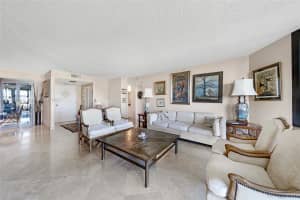 1000 Quayside Terrace #1407, Miami, FL 33138, Sold 03/13/23