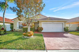 16570 NW 9th St, Pembroke Pines, FL 33028, Sold 02/23/23