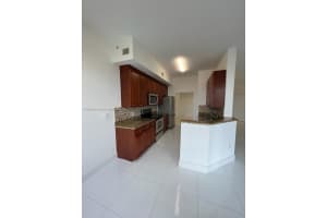 3001 NE 185th St APT 421, Aventura, FL 33180, Sold 03/24/23