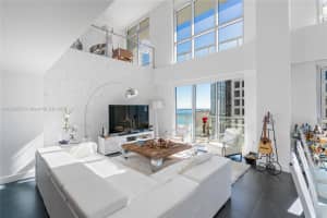 500 Brickell Ave PH 4, Miami, FL 33131, Sold 12/17/24