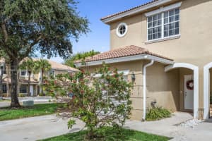 12131 SW 5th Ct, Pembroke Pines, FL 33025, Sold 03/10/23