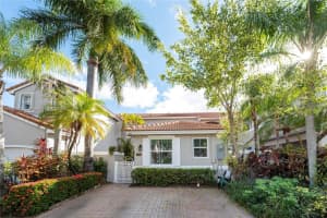 1285 Yellowheart Way, Hollywood, FL 33019, Sold 03/31/23
