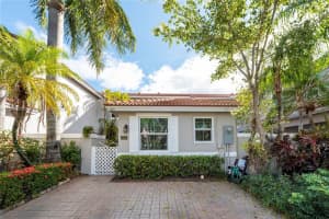 1285 Yellowheart Way, Hollywood, FL 33019, Sold 03/31/23