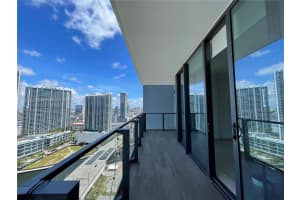 68 SE 6th St Apt 1508, Miami, FL 33131, Sold 04/10/23