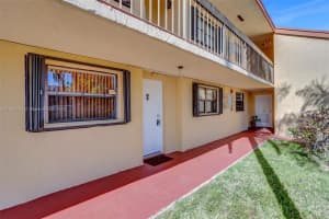 8879 Fontainebleau Blvd Apt 102-11, Miami, FL 33172, Sold 02/28/23