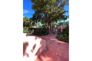 642 Michigan Ave APT 5, Miami Beach, FL 33139, Sold 03/31/23