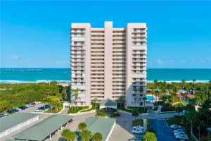 5051 N Hwy A1A Apt T-6, Fort Pierce, FL 34949, Sold 05/05/23
