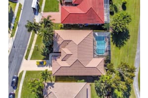 Cypress Pointe Dr W, Pembroke Pines, FL 33027, Sold 05/26/23