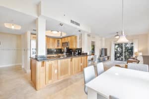 1040 10th St APT 201, Miami Beach, FL 33139, Sold 03/08/23