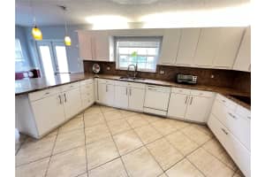 9550 SW 7th St, Pembroke Pines, FL 33025, Sold 03/15/23