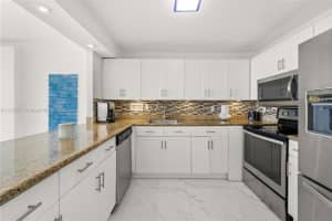 2301 Collins Ave APT 937, Miami Beach, FL 33139, Sold 03/31/23