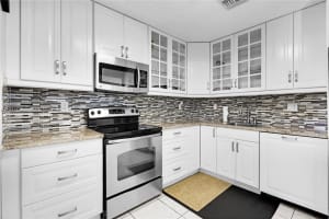 909 NE 214th Ln APT 4, Miami, FL 33179, Sold 03/28/23