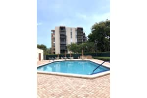 3301 N Country Club Dr APT 403, Aventura, FL 33180, Sold 03/22/23