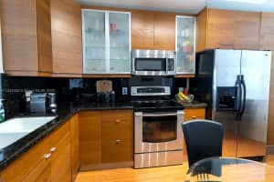 11289 NW 42nd Terrace, Doral, FL 33178, Sold 03/27/23