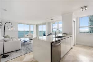 1155 Brickell Bay Dr APT 2111, Miami, FL 33131, Sold 03/31/23